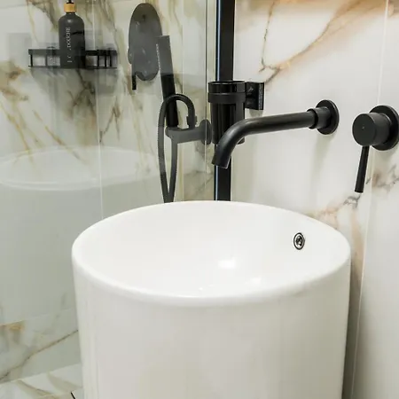 Romana Vibe Luxury - Center * 布加勒斯特